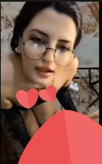 Tokatlanarak S*kso Çeken Gözlüklü Güzellik